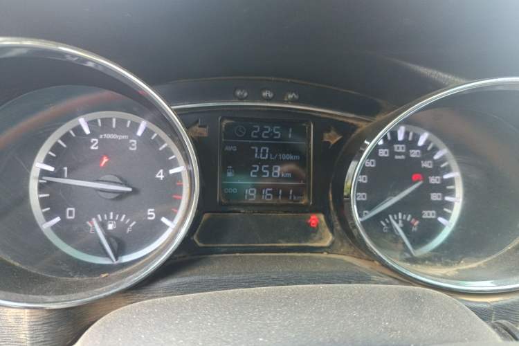 Used JAC Group T6 2018 2.0T Diesel China V Creator Edition Comfort Plus Long Wheelbase HFC4DB2-1D1 Instrument Cluster