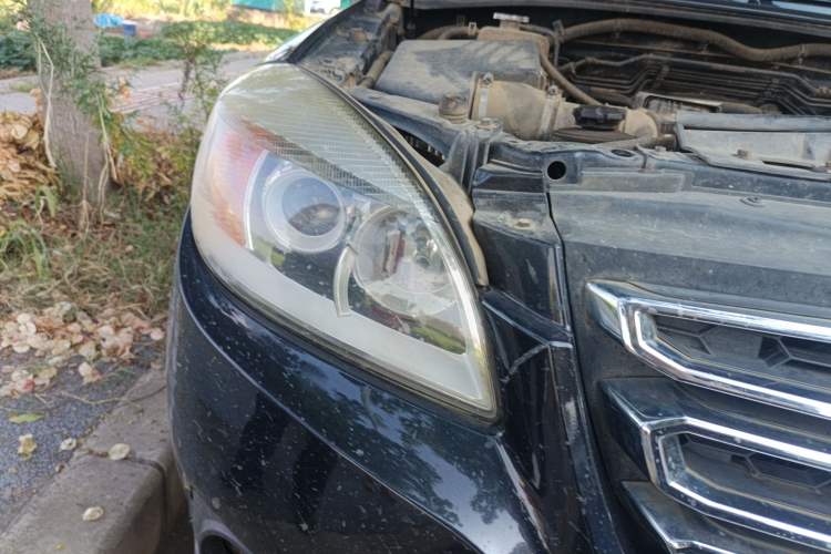 Used JAC Group T6 2018 2.0T Diesel China V Creator Edition Comfort Plus Long Wheelbase HFC4DB2-1D1 Right Front Headlight