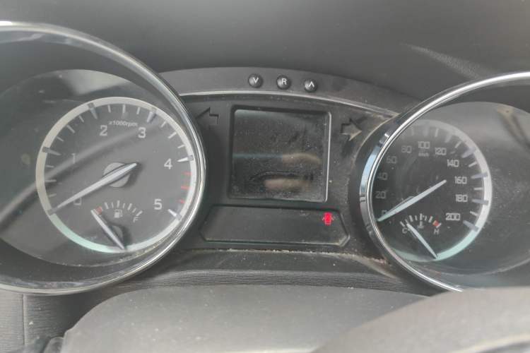 Used JAC Group T6 2018 2.0T Diesel China V-Regulation Four-Wheel Drive Comfort Version Long Wheelbase HFC4DB2-1D1 Instrument Cluster