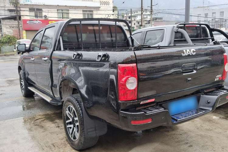 Used JAC Group T6 2020 2.0T Diesel 4x4 Elite Long Wheelbase China VI Standard HFC4DB2-2E Exterior 3