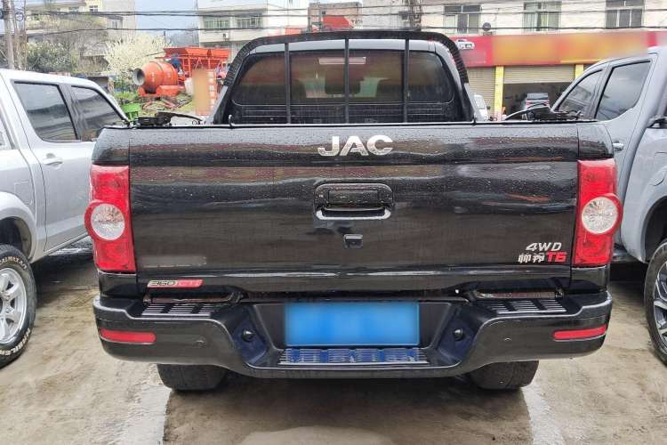 Used JAC Group T6 2020 2.0T Diesel 4x4 Elite Long Wheelbase China VI Standard HFC4DB2-2E Exterior 4