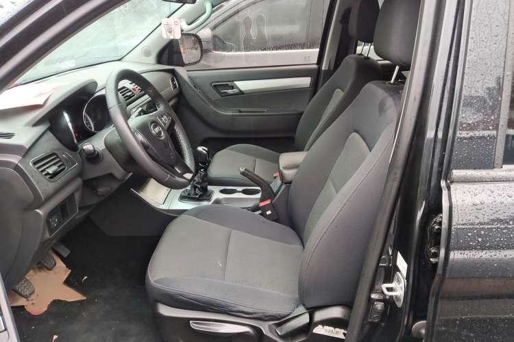 Used JAC Group T6 2020 2.0T Diesel 4x4 Elite Long Wheelbase China VI Standard HFC4DB2-2E Left Front Seat