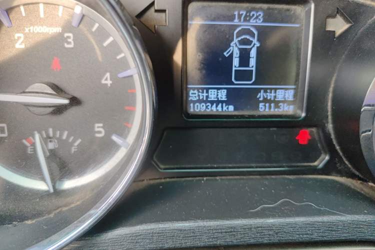 Used JAC Group T6 2020 2.0T Diesel Two-Wheel-Drive Elite Version Long Wheelbase China VI Emission Standard HFC4DB2-2E Odometer Close Up