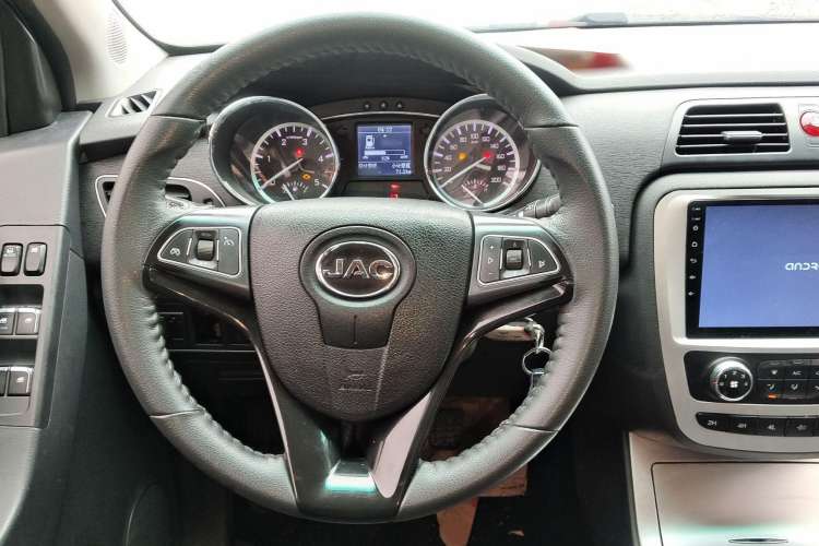 Used JAC Group T6 2020 2.0T Diesel 4x4 Elite Long Wheelbase China VI Standard HFC4DB2-2E Steering Wheel