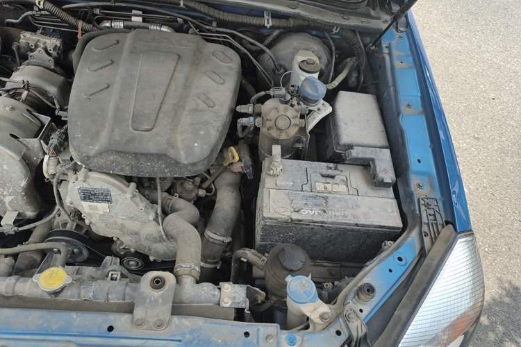 Used JAC Group T6 2020 2.0T Diesel Two-Wheel-Drive Elite Version Long Wheelbase China VI Emission Standard HFC4DB2-2E Engine Bay Left