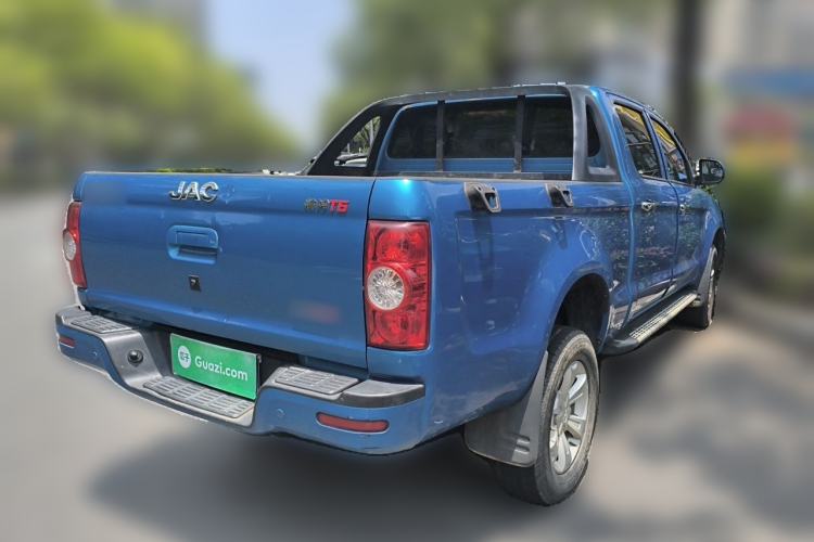 Used JAC Group T6 2020 2.0T Diesel Two-Wheel-Drive Elite Version Long Wheelbase China VI Emission Standard HFC4DB2-2E Exterior 5