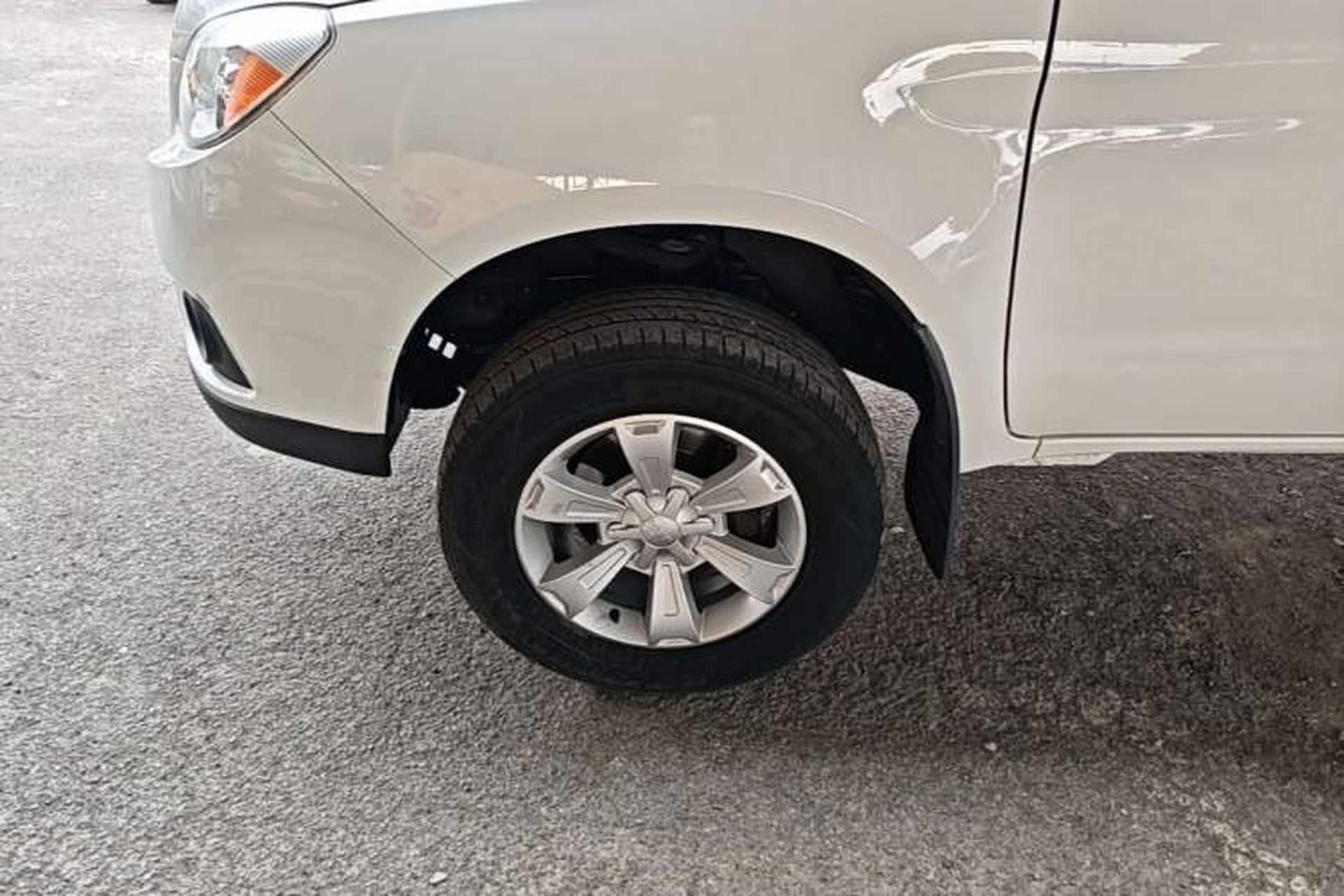 Used JAC Group T6 2020 2.0T Diesel Two-Wheel-Drive Elite Version Long Wheelbase China VI Emission Standard HFC4DB2-2E Exterior 4