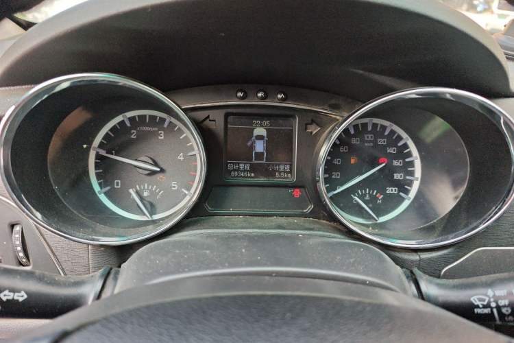 Used JAC Group T6 2020 2.0T Diesel Two-Wheel-Drive Elite Version Long Wheelbase China VI Emission Standard HFC4DB2-2E Instrument Cluster