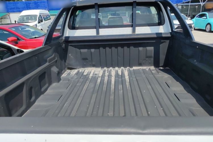 Used JAC Group T6 2020 2.0T Diesel Two-Wheel-Drive Elite Version Long Wheelbase China VI Emission Standard HFC4DB2-2E Trunk