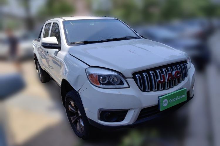 Used JAC Group T6 2022 2.0T Diesel Two-Wheel Drive Engineering Version with Long Wheelbase Exterior 2