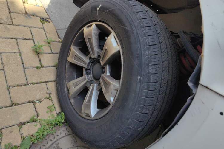 Used JAC Group T6 2022 2.0T Diesel Two-Wheel Drive Engineering Version with Long Wheelbase Exterior 7