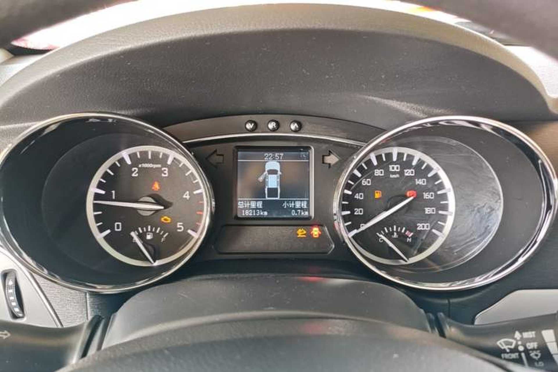 Used JAC Group T6 2022 2.0T Diesel Two-Wheel Drive Engineering Version with Long Wheelbase Instrument Cluster