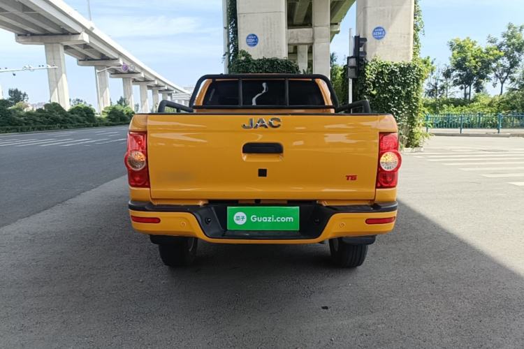 Used JAC Group T6 2022 2.0T Diesel Two-Wheel Drive Engineering Version with Long Wheelbase Rear