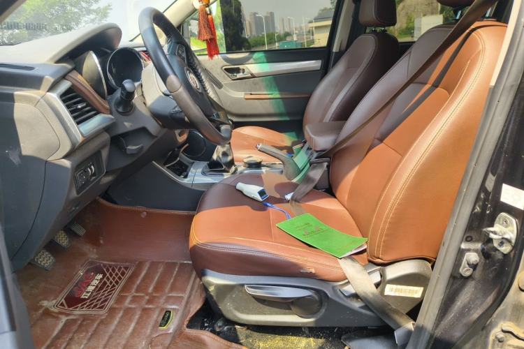 Used JAC Group T8 2018 2.0T Diesel Two-Wheel Drive Prestige Version Big Double HFC4DB2-1D1 Left Front Seat