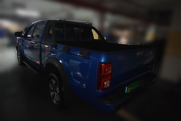 Used JAC Group T8 2018 2.0T Diesel Two-Wheel Drive Prestige Version Big Double HFC4DB2-1D1 Rear Left 45 Deg