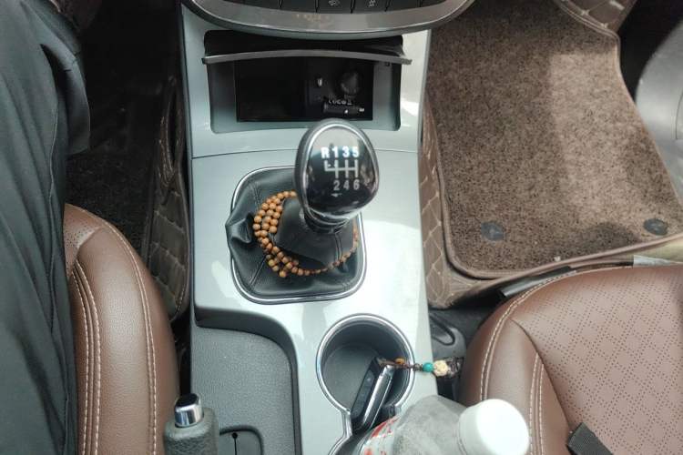 Used JAC Group T8 2018 2.0T Diesel Two-Wheel Drive Prestige Version Big Double HFC4DB2-1D1 Gear Lever