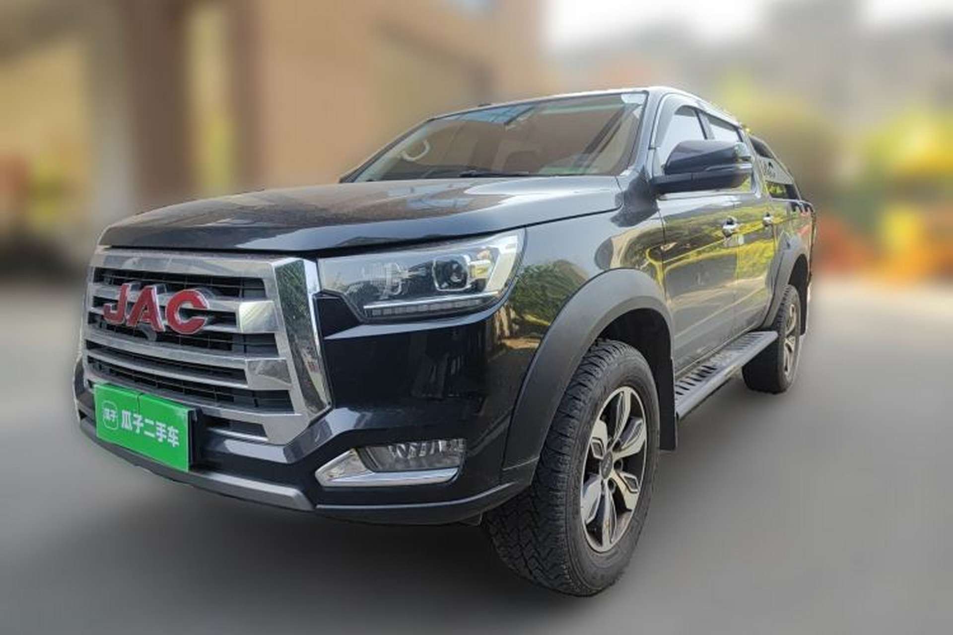 Used JAC Group T8 2019 2.0T Explorer Edition Two-Wheel Drive Prestige Trim with Standard Double Cabin HFC4DB2-1D Front Left 45 Deg