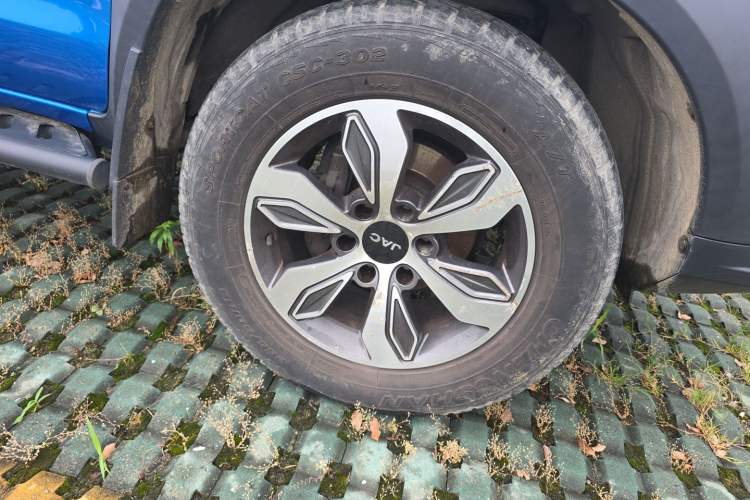Used JAC Group T8 2019 2.0T Explorer Edition Four-Wheel Drive Prestige Version Big Double HFC4DB2-1D1 Exterior 7