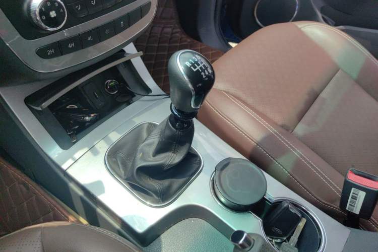 Used JAC Group T8 2019 2.0T Explorer Edition Four-Wheel Drive Prestige Trim Standard HFC4DB2-1D Gear Lever