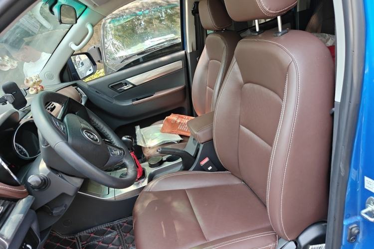 Used JAC Group T8 2019 2.0T Gasoline 4x4 Prestige Version Standard Double Cabin HFC4GA3-4D Left Front Seat
