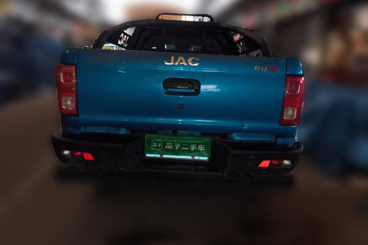 Used JAC Group T8 2019 2.0T Explorer Edition Two-Wheel Drive Prestige Version Big Double HFC4DB2-1D1 Rear