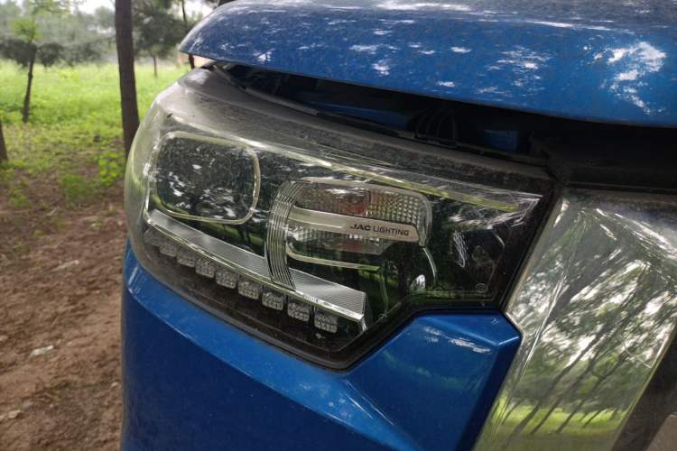 Used JAC Group T8  Right Front Headlight