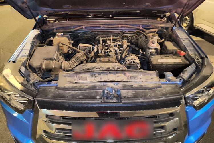 Used JAC Group T8 2020 2.0T Diesel 4x4 Luxury Trim with Dual HFC4DB2-2E Engine Bay