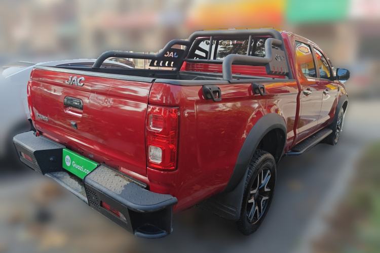 Used JAC Group T8 2020 2.0T Diesel Two-Wheel-Drive Luxury Version with Large Double Cabin – HFC4DB2-2E Exterior 5