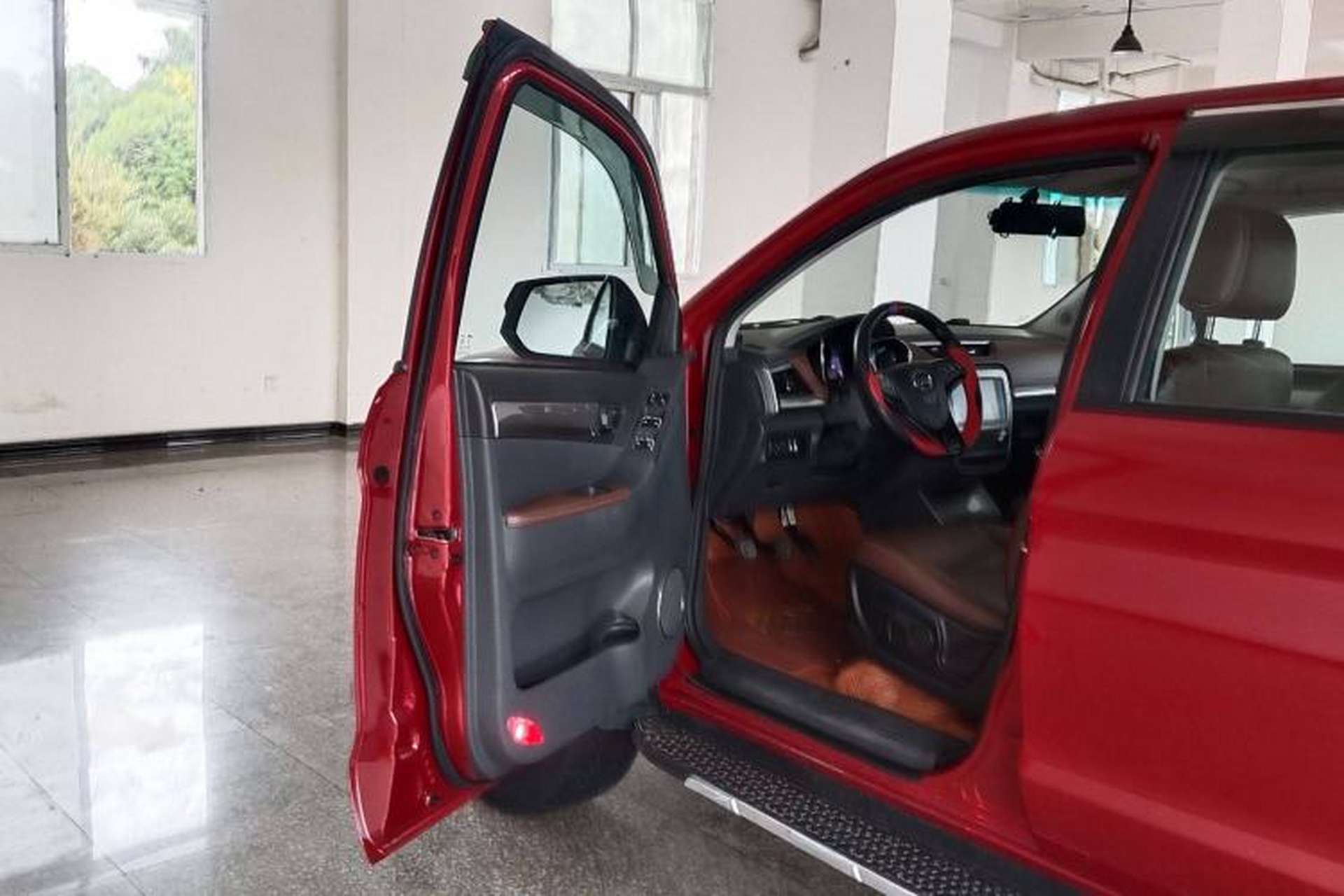 Used JAC Group T8 2020 2.0T Diesel Two-Wheel-Drive Prestige Version with Large Double Cabin HFC4DB2-2E Interior 6