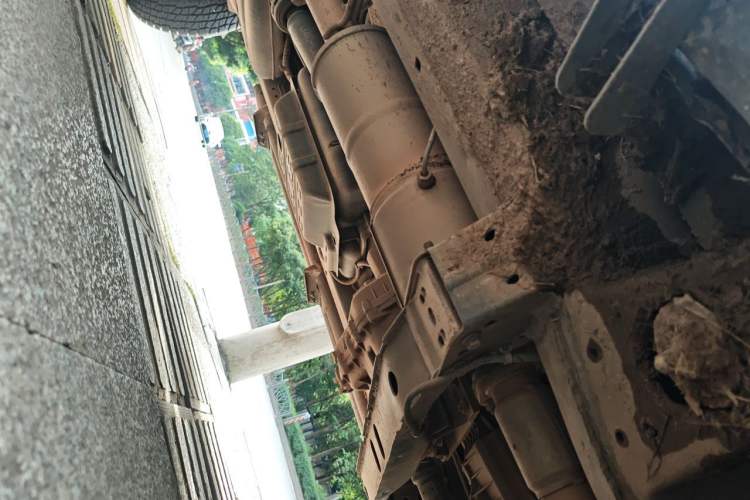 Used JAC Group T8 2021 2.0T PRO Diesel 4x4 SharpDrive Version Big Double HFC4DB2-2E Chassis Front Right