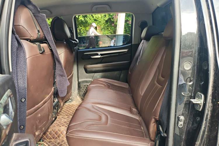 Used JAC Group T8 2021 2.0T PRO Diesel 4x4 SharpDrive Version Big Double HFC4DB2-2E Left Rear Seat