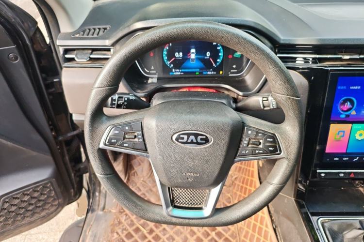 Used JAC Group T8 2021 2.0T PRO Diesel 4x4 SharpDrive Version Big Double HFC4DB2-2E Steering Wheel