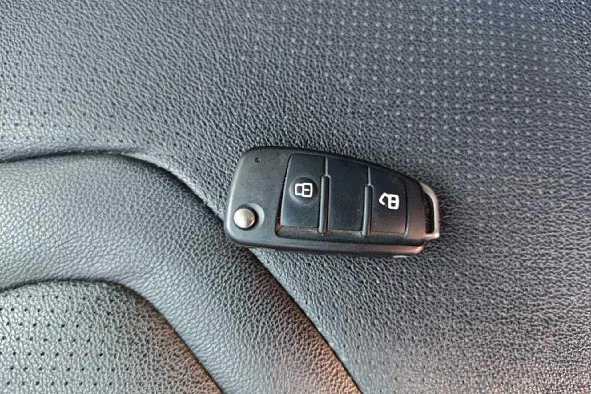 Used JAC Group T8 2021 2.4T PRO Gasoline Two-Wheel Drive Rui Xing Edition Standard Dual 4K22D4T Interior 1