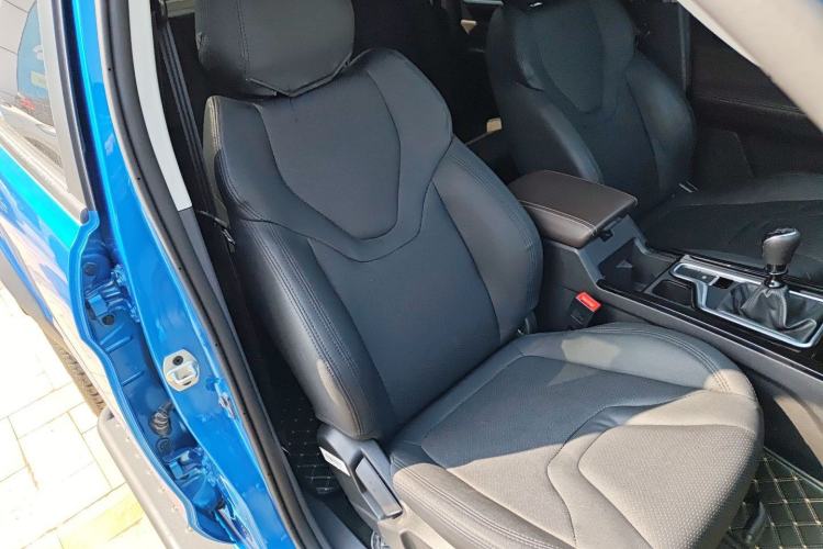 Used JAC Group T8 2021 2.4T PRO Gasoline Two-Wheel Drive Rui Xing Edition Standard Dual 4K22D4T Right Front Seat