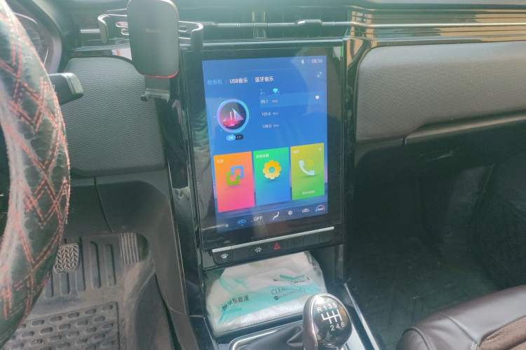 Used JAC Group T8 2021 2.0T PRO Diesel 4x4 SharpDrive Version Big Double HFC4DB2-2E Audio And AC Panel