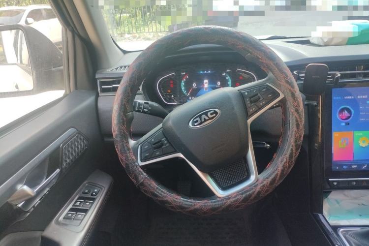 Used JAC Group T8 2021 2.0T PRO Diesel 4x4 SharpDrive Version Big Double HFC4DB2-2E Steering Wheel