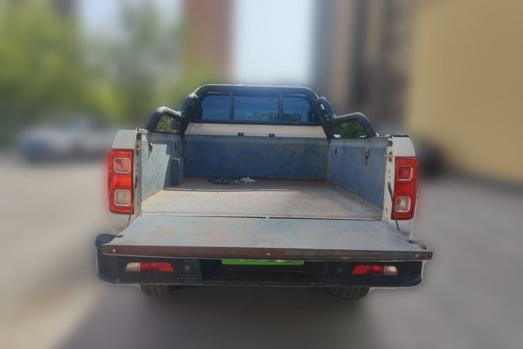 Used JAC Group T8 2021 2.0T PRO Diesel 4x4 SharpDrive Version Big Double HFC4DB2-2E Trunk