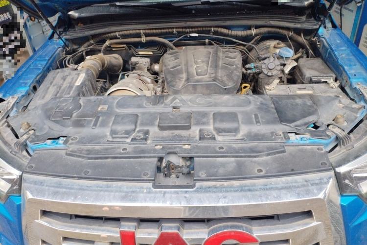 Used JAC Group T8 2022 2.0T International Version Diesel 4x4 Prestige Trim with Dual HFC4DB2-2E Engine Bay