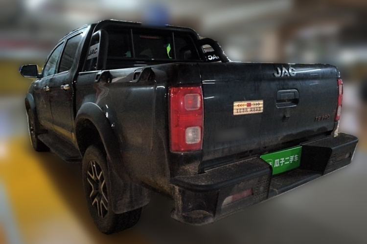 Used JAC Group T8 2022 2.0T PRO Diesel Two-Wheel Drive Sharp Edition Standard Dual HFC4DB2-2E Rear Left 45 Deg