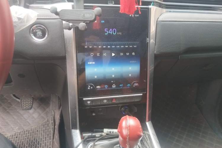 Used JAC Group T8 2022 2.0T PRO Diesel 4x4 Obsidian Edition with Dual HFC4DB2-2E Audio And AC Panel