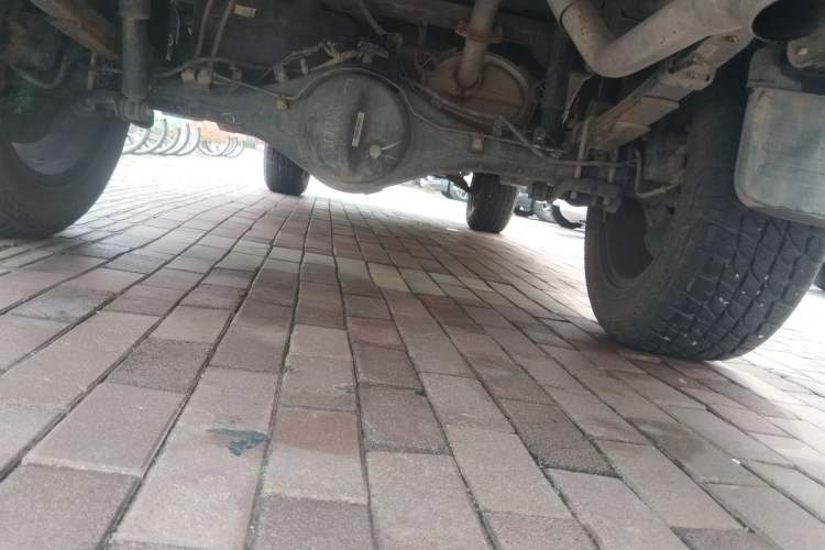 Used JAC Group T8 2022 2.0T PRO Diesel 4x4 Obsidian Edition with Dual HFC4DB2-2E Chassis Rear