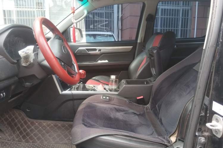 Used JAC Group T8 2022 2.0T PRO Diesel 4x4 Obsidian Edition with Dual HFC4DB2-2E Left Front Seat
