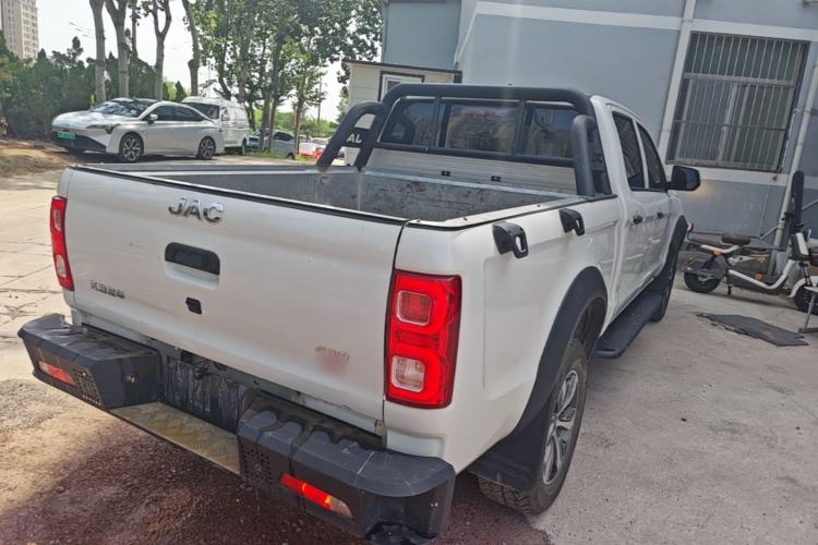 Used JAC Group T8 2022 2.0T International Version Diesel 4x4 Luxury Big Double HFC4DB2-2E Rear Right 45 Deg