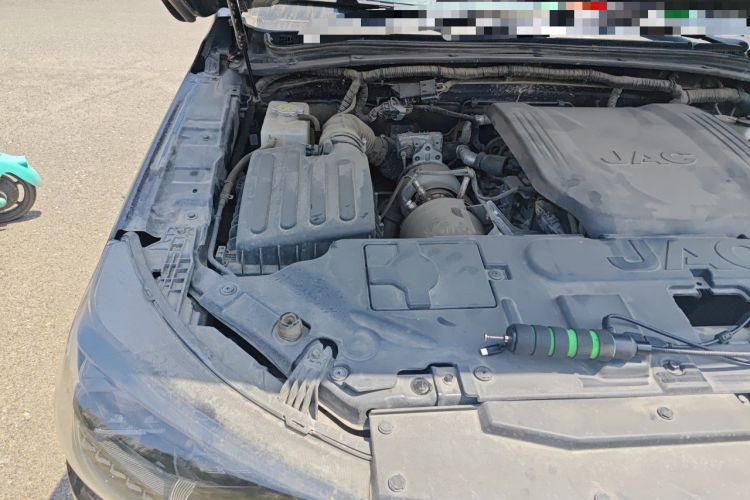 Used JAC Group T8 2023 2.0T PRO Automatic Diesel Two-Wheel Drive Xuerui Edition Large Double Engine Bay Right