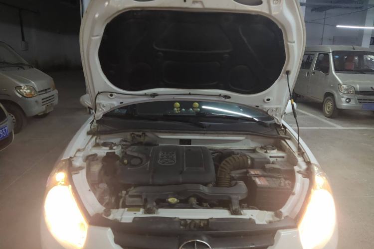 Used JAC Group Tongyue RS 2012 Cross 1.3L Manual Luxury Model Engine Bay