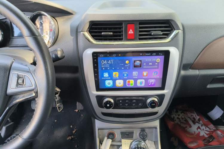 Used JAC Group V7 2018 2.0L Two-Wheel-Drive Luxury Long-Wheelbase HFC4GA3-3D Audio And AC Panel
