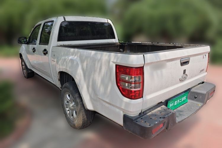Used JAC Group V7 2018 2.0L Two-Wheel-Drive Luxury Long-Wheelbase HFC4GA3-3D Exterior 3