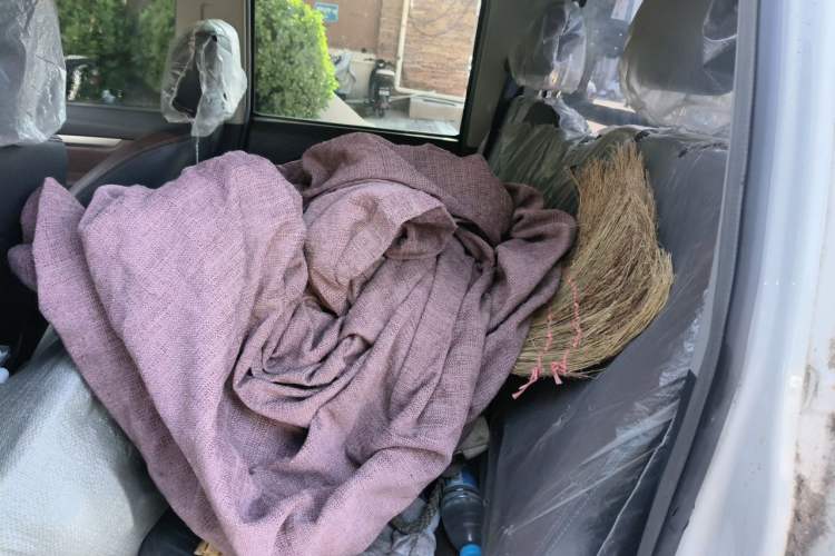 Used JAC Group V7 2018 2.0L Two-Wheel-Drive Luxury Long-Wheelbase HFC4GA3-3D Left Rear Seat