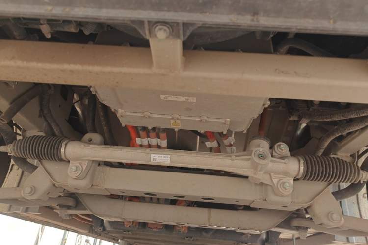 Used JAC Group Van Baolu 2024 V8 Flagship Edition - CATL Chassis Front
