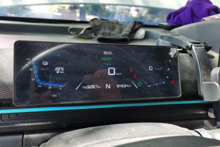 Used JAC Group Van Baolu 2024 V8 Explorer Edition - Guoxuan High-Tech Instrument Cluster